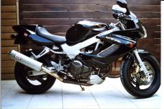 Honda_VTR1000_003