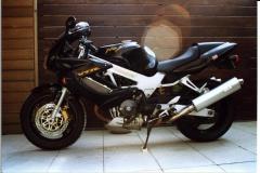 Honda_VTR1000_006