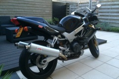 Honda_VTR1000_018