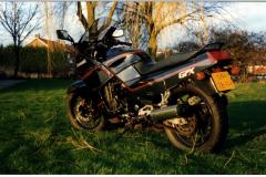 Kawasaki_GPX750_010